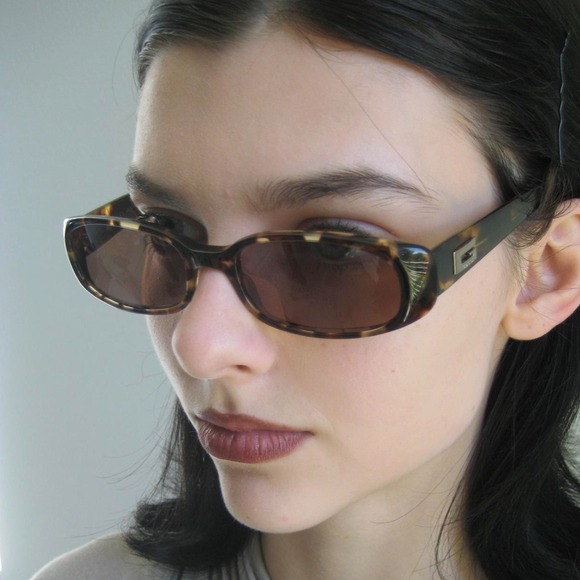 Gucci Sunglasses Rectangular Tortoise Shell Frames Brown Lens Italy - Picture 1 of 4